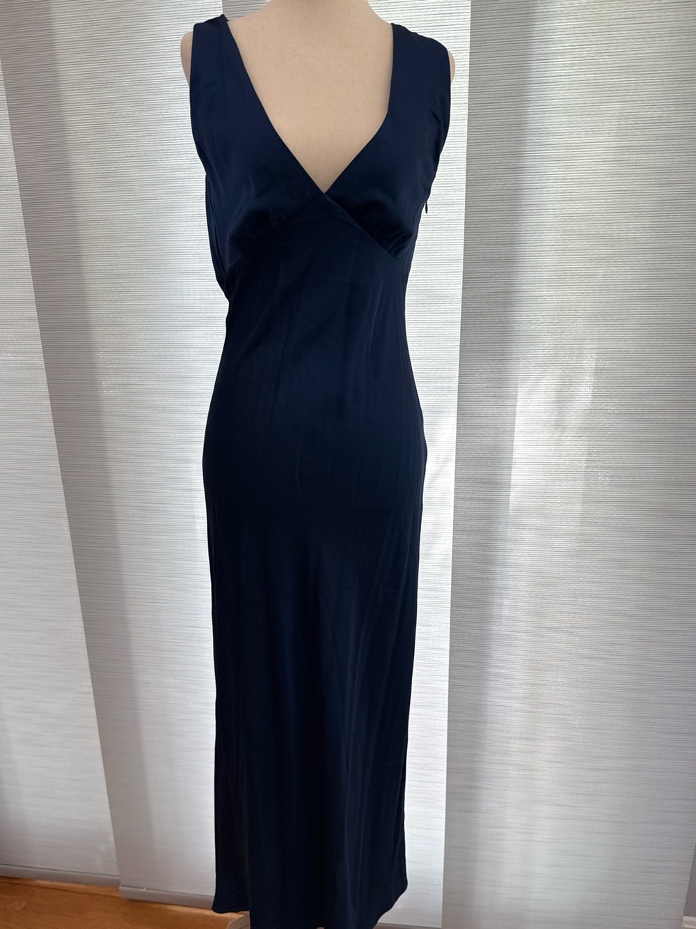 Abercrombie & Fitch Navy V‑Neck Maxi Dress small petite